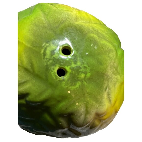 Vintage Celery Salt  and Pepper Shaker Set - Picture 9 of 11